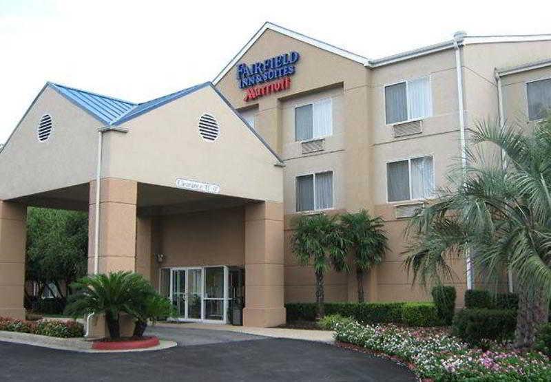 Fairfield Inn & Suites Beaumont Zewnętrze zdjęcie